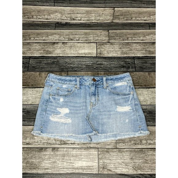 American Eagle Distressed Light Wash Jean Skirt - Picture 1 of 6